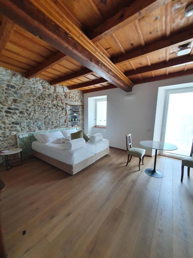 Casa Castagna 1620 Bed & Breakfast Mergozzo Dış mekan fotoğraf