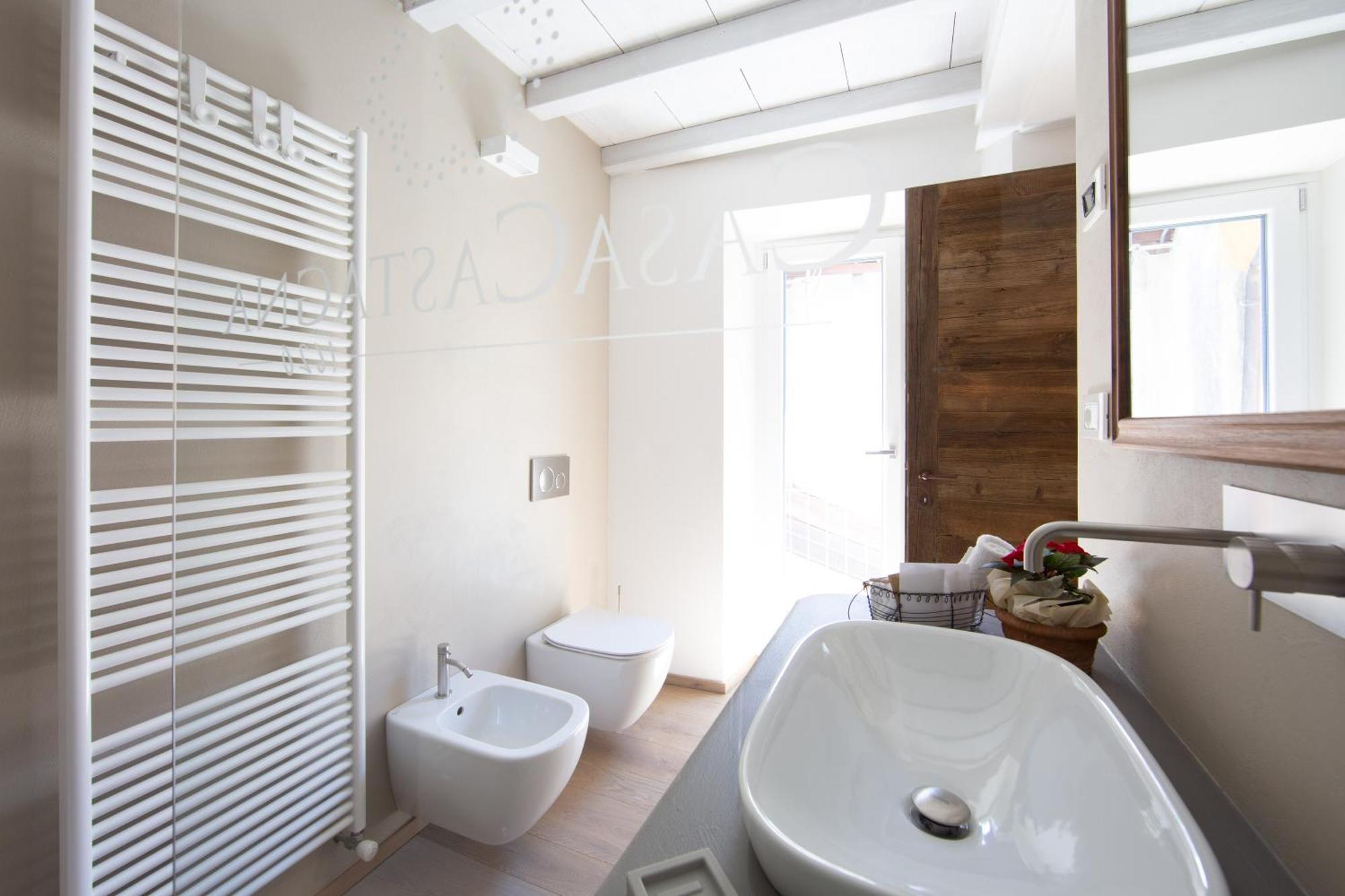 Casa Castagna 1620 Bed & Breakfast Mergozzo Dış mekan fotoğraf