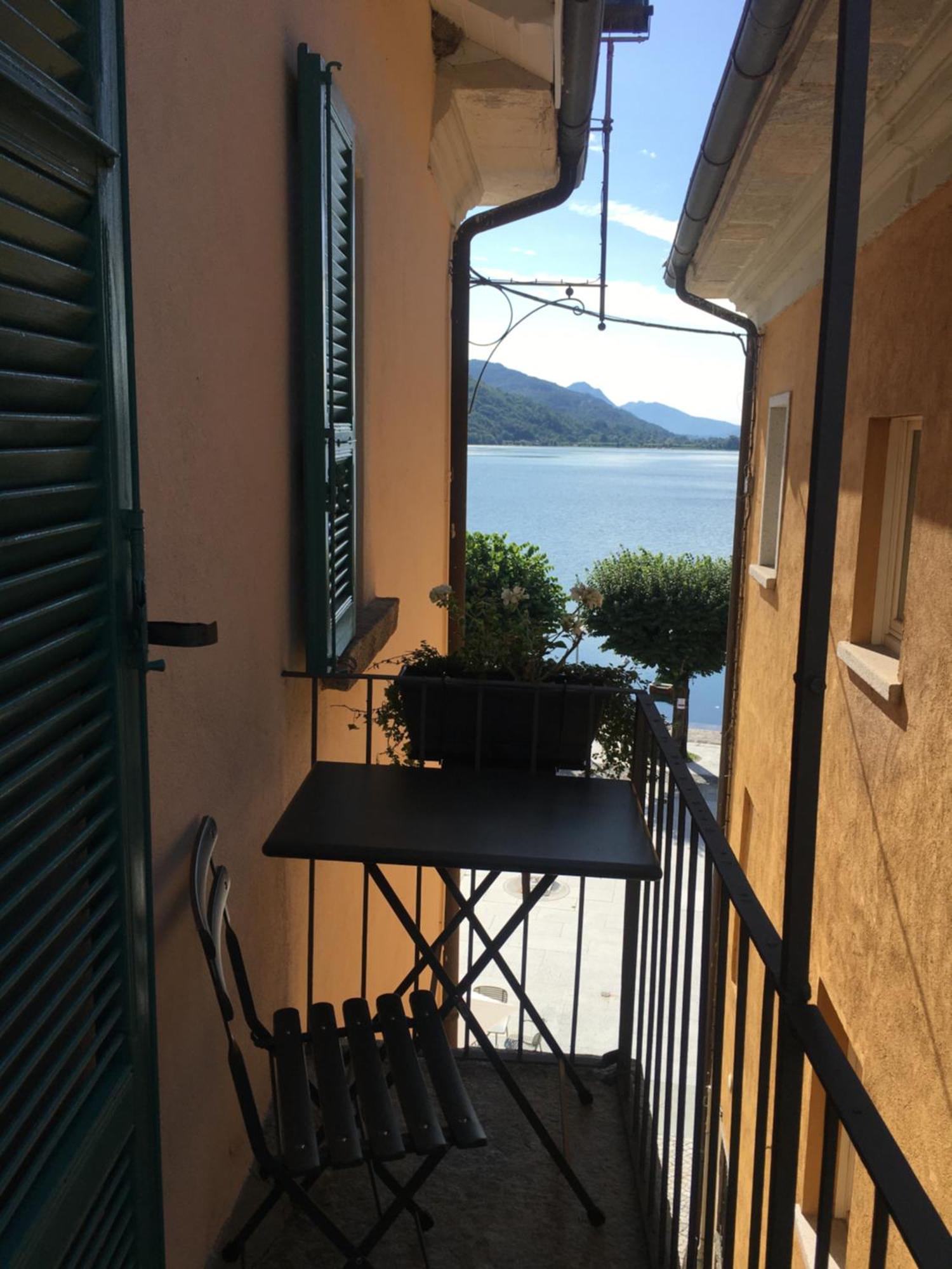 Casa Castagna 1620 Bed & Breakfast Mergozzo Dış mekan fotoğraf